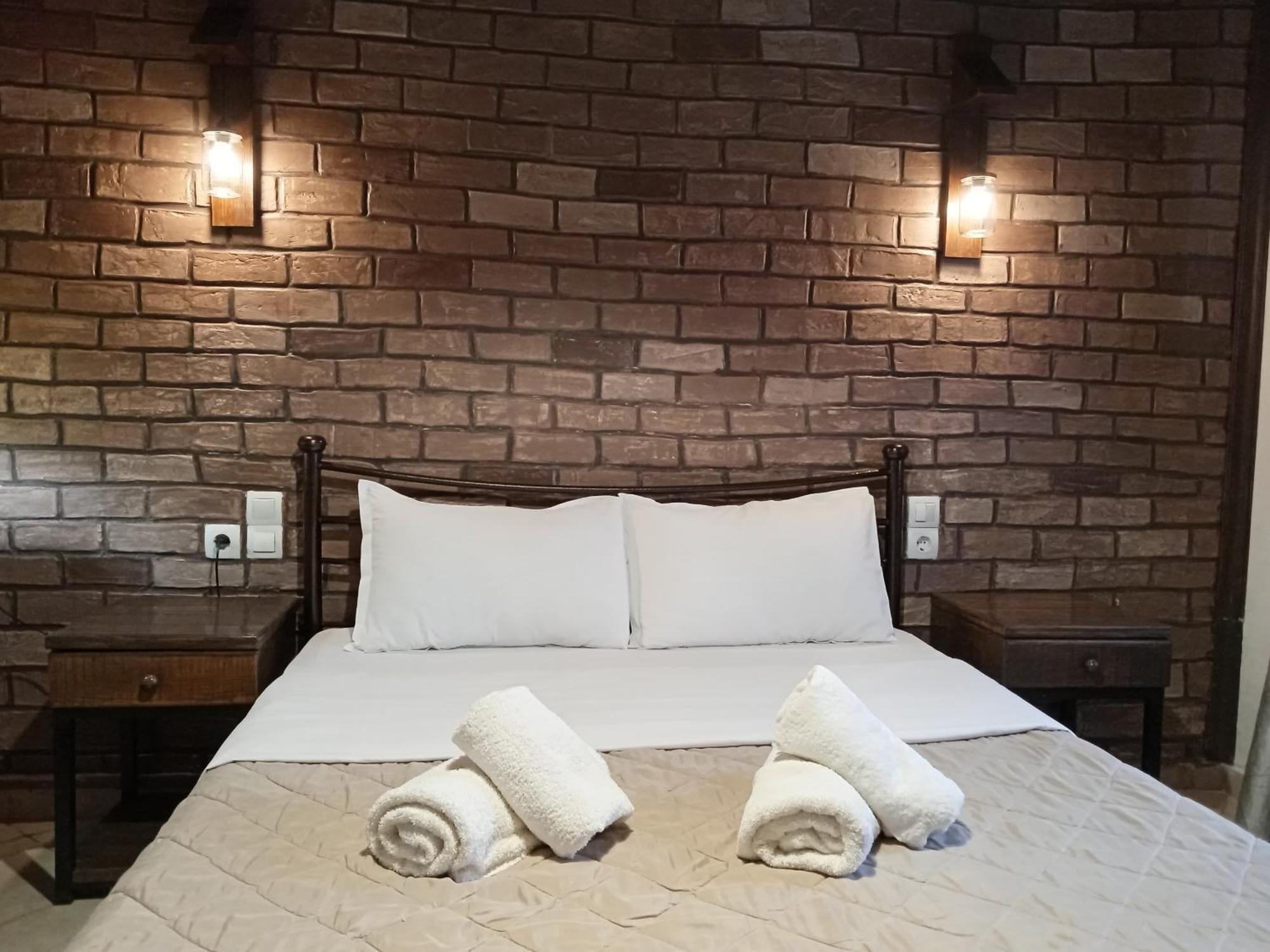 Elaias Gea -Kalampaka Apartment Ngoại thất bức ảnh