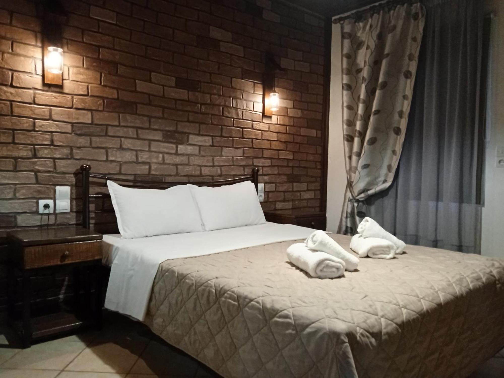 Elaias Gea -Kalampaka Apartment Ngoại thất bức ảnh