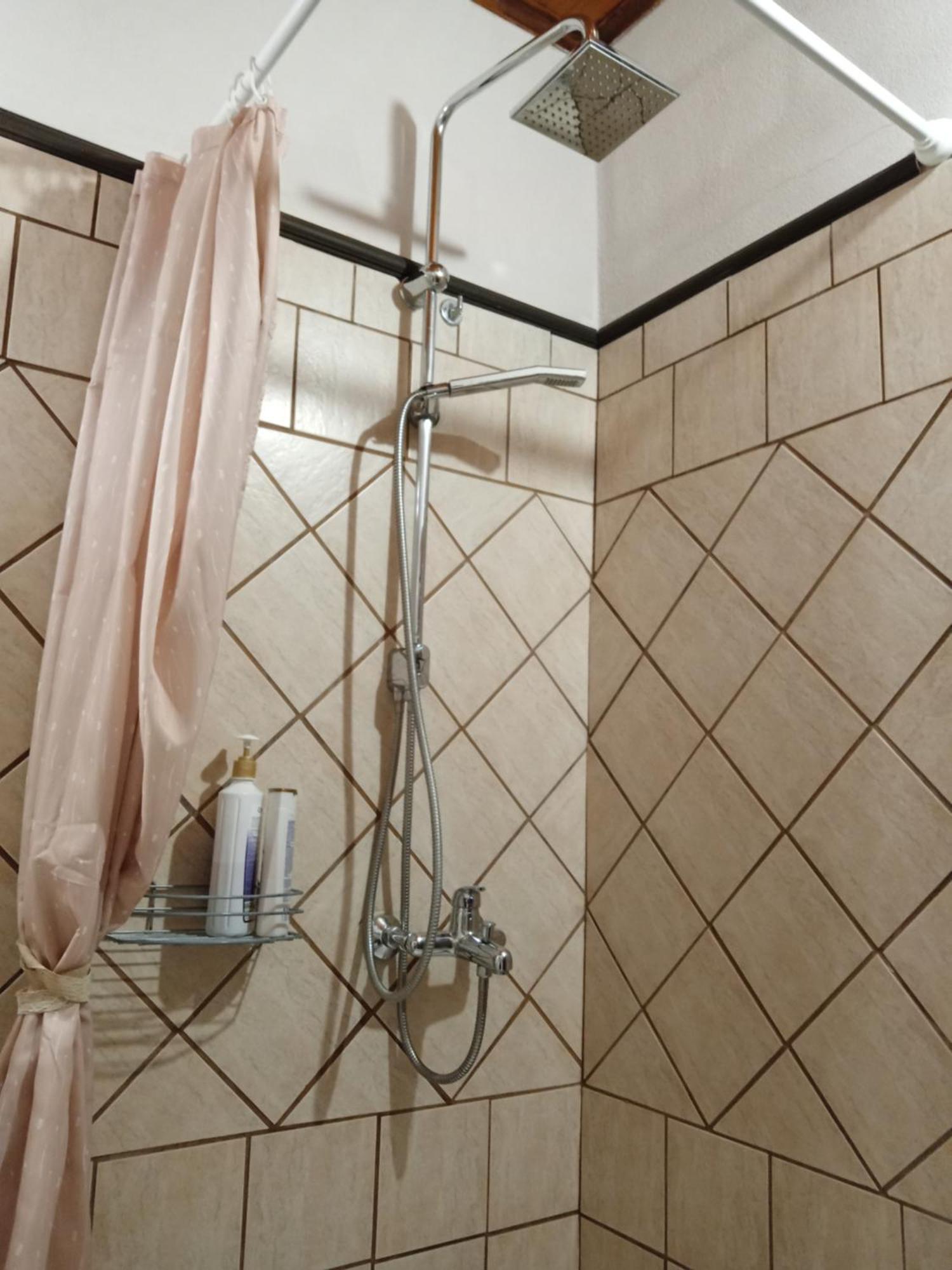 Elaias Gea -Kalampaka Apartment Ngoại thất bức ảnh